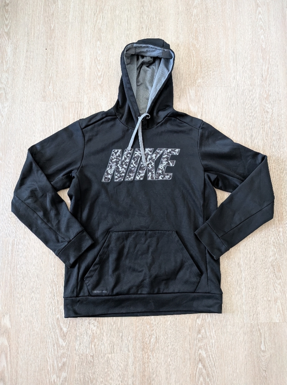 Nike Hoodie Men's Medium Therma Fit with Camo Logo
